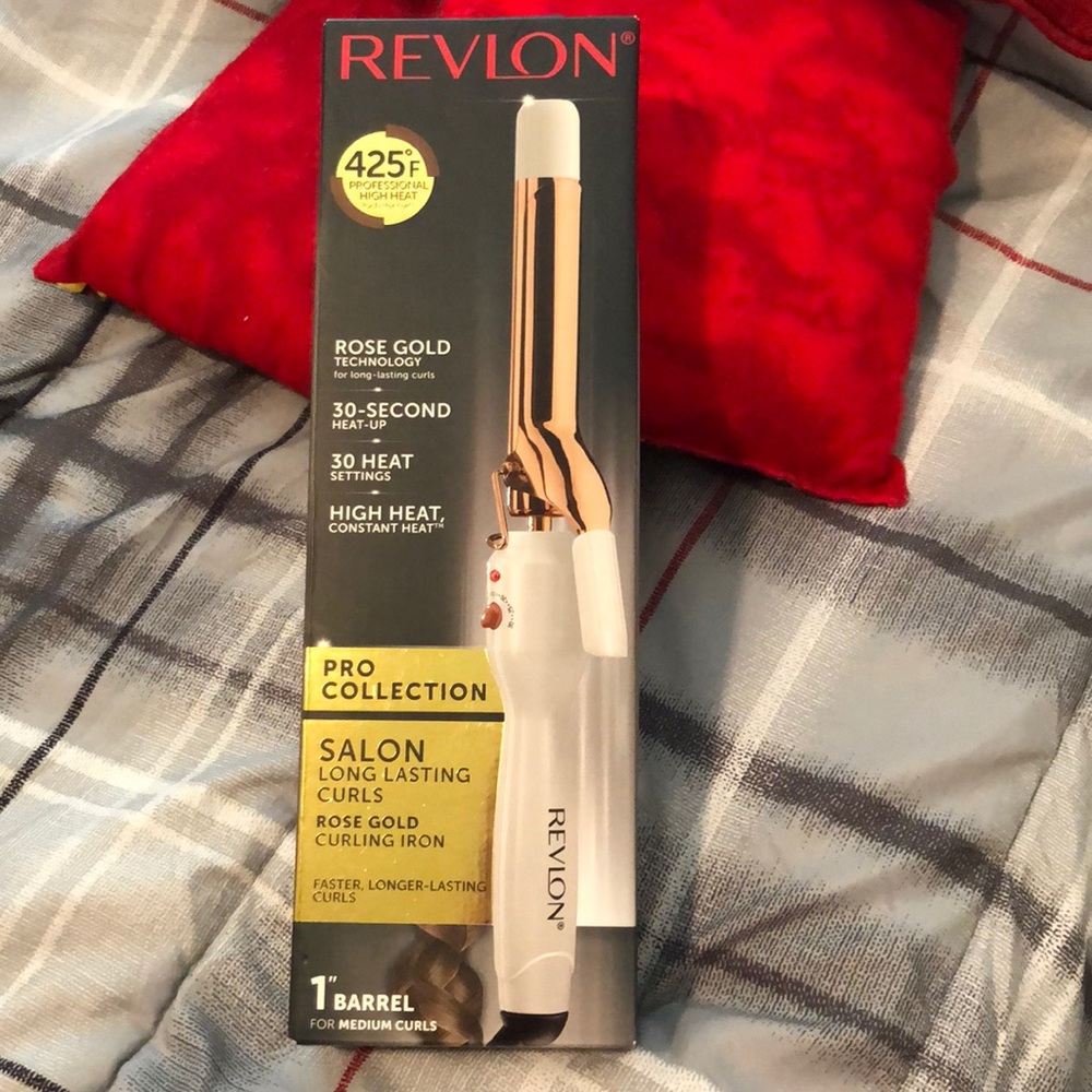 Revlon 1” barrel rose gold curling iron